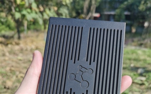 探索SDR世界：自制高性能软件无线电平台