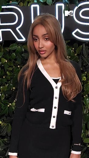 PinkPantheress simply looks DIVINE at the CHANEL dinner to celebrate Coco Crush ✨🤍🖤 #PinkPantheress #Chanel #MTVCeleb | MTV UK