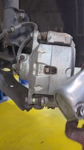 1.9K views | Hyundai kia front brake pads replacement guide #automotive #mechanic #usa | Autotech | Facebook