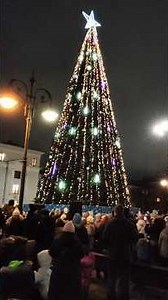 Праздник зажжения новогодней ёлки у ДК им. Солдатова 01.12.25.