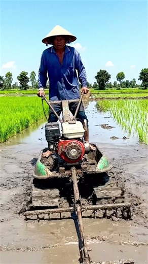 #farmtechcomedy #farmtech #funnyinvention #ruralmachines #shorts #youtubeshorts