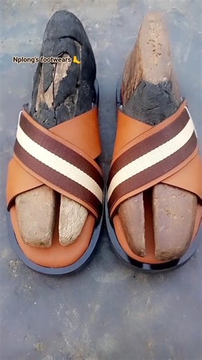 DIY Men’s Stylish African Handmade Footwear 👞 | Leather Craft #Shorts