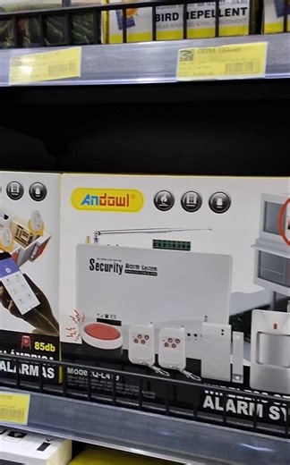 Secure your world at China Centre today with innovative network and security solutions that protect and connect. Our range includes security cameras, DVRs, access control systems, webcams, and WiFi extenders, ensuring safety, security, and peace of mind. Protect your business, property, and loved ones with our cutting-edge technology. 18 Greenstone Place , Edenvale , Modderfontein 📍 #securitycamera #networkyournetwork #networkconnection #chinacentregreenstone | China Centre