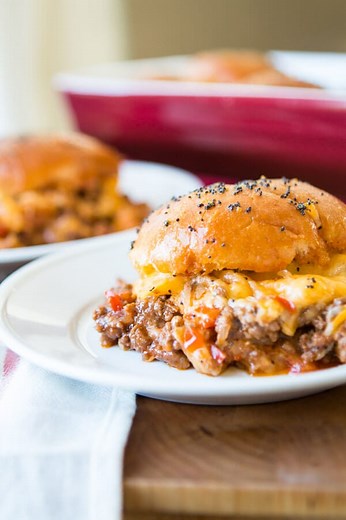 Cheesy Sloppy Joe Sliders [  Video]