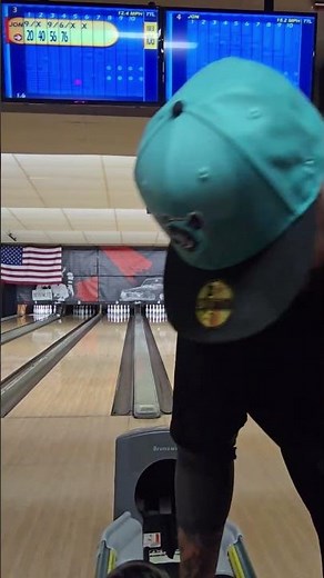 Track Cypher Solid #bowling #bowlingstyle #bowlervibes #gobowling #trackbowling #bowlingstrikes #rap