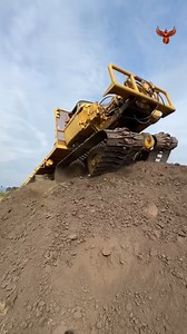 #construction #heavymachinery #engineering #equipment #power #strength #industry #work #machinery #operators #skilledtrades #manufacturing #technology | Heavy underworld