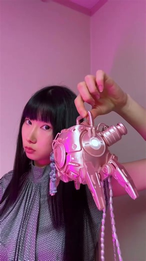 drone bot bag 🤖 #3dprinting #fashion #cyberpunk #future #style #bag #girl #ai #robot #3d #mechanic