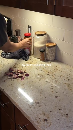 if i had to build a cleaning arsenal from scratch...here are the things i'd start with 🫧