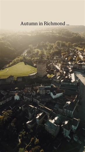 564 reactions · 67 shares |  Richmond, North Yorkshire – where history, scenery, and charm collide! From its majestic castle towering over the town to riverside walks along the Swale, Richmond is the perfect blend of heritage and natural beauty. Explore cobbled streets, independent shops, local cafés, and views that make you stop and stare. Whether you’re visiting for a day or staying a while, this market town never disappoints. | Holiday at Home | Facebook