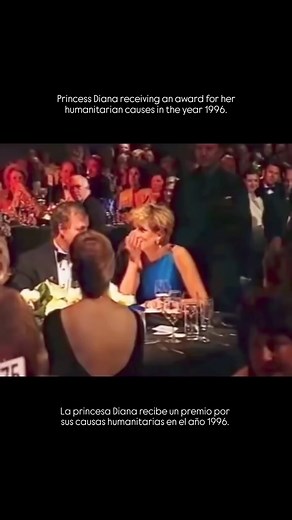 582K views · 10K reactions | Princess Diana receiving an award for her humanitarian causes in the year 1996. La princesa Diana recibe un premio por sus causas humanitarias en el año 1996. . . #dianaspencer #Diana #princessdiana #thecrownnetflix #britishroyalfamily #princeharry #spencer #meghanmarkle #thecambridges #spencerthemovie #thecrown #netflix #queenofhearts #paparazzi | Royal Family Stories | Facebook