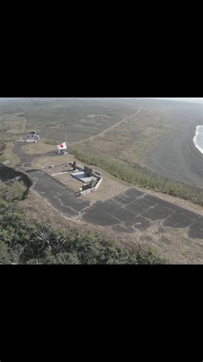 Today marks the 81st anniversary of the Battle of Iwo Jima, which began on February 19, 1945. After more than a month of intense fighting, the battle concluded with the capture of the island on March 26, 1945. American casualties were staggering, with 6,821 killed in action and 19,217 wounded. Of the approximately 20,933 Japanese troops defending the island, only 216 were taken prisoner; the rest were killed in action or listed as missing in action. #usmc #iwojima #thepacific #WWII #ww2 #worldwa