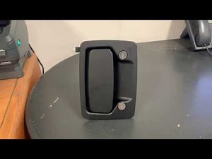 RV Door Lock 17217 02