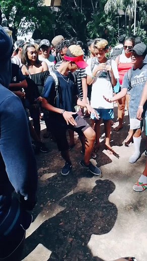 Qui ce souvient de ses rassemblement le mercredi après-midi !? 😂 😂 #papeete #tahiti