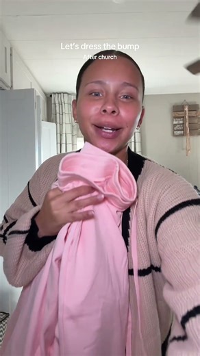 Dress the bump after church #loungewear #dressthebump #maternitystyle