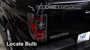 Brake Light Replacement: 2013 Honda Ridgeline RTL 3.5L V6