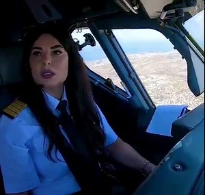 3.7M views · 200K reactions | ✈️ Egyptair Boeing 737 landing at Athens #pilot #pilots #pilotlife #femalepilot #boeing #boeinglovers #boeing737800 #boeing737 #b737 #EgyptAir EGYPTAIR The Boeing Company Athens International Airport "Eleftherios Venizelos" FlightAware Flightradar24.com | Just Planes | Facebook
