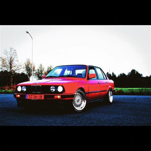 old version BMW 3 series(E30)