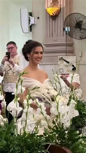 Stunning Bride Moments Captured in Photos