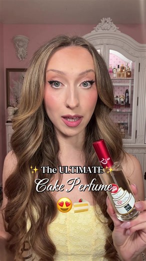 A cake perfume that ACTUALLY smells like cake?!? I thought this day would never come 🤯🤭😍🍰 Per te by @HildeSolianiOfficial might just be the best cake perfume I’ve smelled yet 👀 You can save with code KELS10 @Scent Split 💗 #perfume #fragrance #fragrancetiktok #perfumetok #gourmand