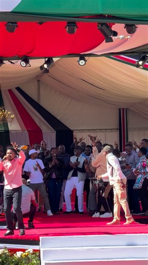 Vinie Chipukeezy 🇰🇪 on Instagram: "Rais wetu ni fire si fire🙌. Here in Eldoret Sports Club for NYOTA Project Business Support disbursement."