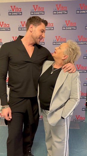 1.7M views · 7.6K reactions | Verso la finale di #BallandoConLeStelle ✨ | La vita in diretta | Facebook