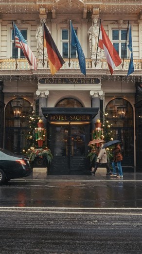 Vienna Visitas Photography on Instagram: "✨Merry Christmas from Vienna🎄♥️ Wishing you a day filled with the same peace, warmth, and magic that blankets our city during this special season. May your celebrations be bright and your heart be light 🌟 It’s a joy to capture and share Vienna‘s spirit with you. All original content © @vienna_visitas Come visit Vienna 🤗 #MerryChristmas #ChristmasInVienna #ViennaChristmas #FestiveSeason #HolidaysInVienna"