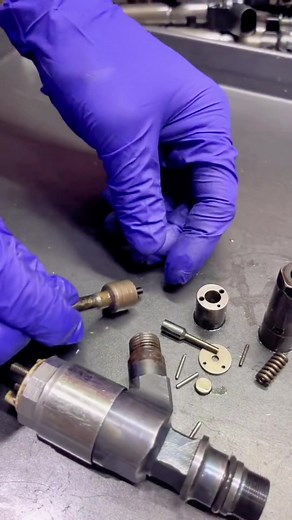 CAT 320D Diesel Fuel Injector Repair Process