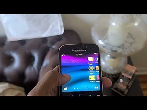 Blackberry q25. LineageOS vs. stock android.