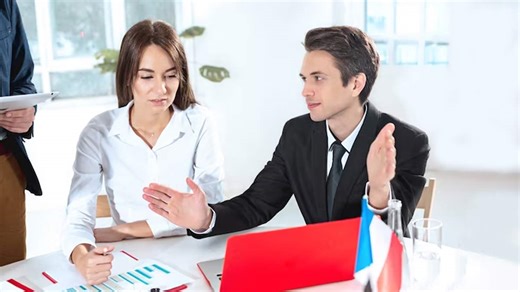 Company Registration: स्टार्टअप शुरू करने से पहले जानें क्या होता है कंपनी रजिस्ट्रेशन और कैसे करें अप्लाई | if starting a startup then know what is company registration | Herzindagi