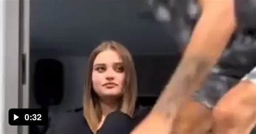 Tickle attack gone wild - Video