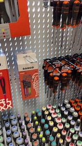 16 reactions | Watch out for our Coloured Hex L-Key Set, meticulously crafted in our Spanish facilities. ✅Unique push & lock design to secure the L-keys in their holster and remove with ease ✅Injected anti-slip, color-coded grip for instant size selection ✅Edge plus profile to create greater surface contact and avoid damaging screws #Bahcotools #BahcoAustralia #bahco #handtools #toolsofthetrade #tools | Bahco | Facebook