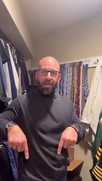 How do you pair your watch to your outfit? ⏱