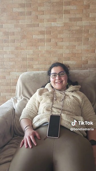M'ha trucat que el dia s'havia complicat i estava engoixada, però ja esta feliç, ja sap on anirà de vacances sense mi 😂😂#dolorcronico #bondiamaria #pci #tea @🪽Maria the killer🪽