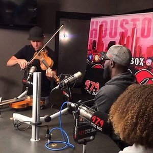 Performing “Tops Drop” by Fat Pat on The Madd Hatta Morning Show morning show. #thankful WWW.JOSHVIETTI.COM KBXX 97.9 The Box #Houston #Texas #JoshVietti #HipHopViolin #TopsDrop #FatPat #HipHop | Josh Vietti