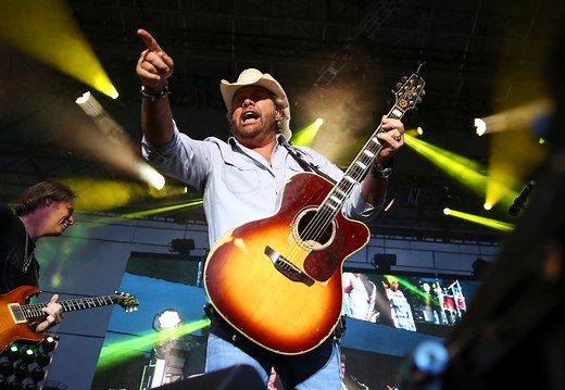 Here are the 15 country music legends who have died in 2024