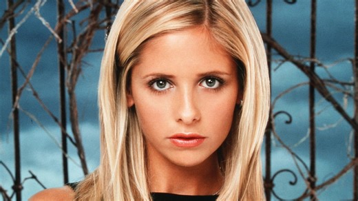 Sarah Michelle Gellar was spotted on the set of her upcoming reboot for ‘Buffy the Vampire Slayer.’ bit.ly/46Xaidz | E! News