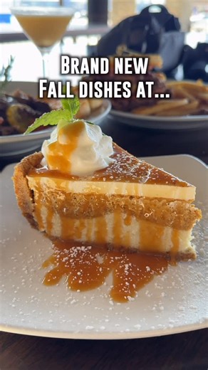 Vince - SoCal Foodie on Instagram: "Who needs pumpkin patches when you’ve got a fall feast waiting at Claim Jumper? 🎃🍴 We pulled up to try their brand-new fall menu and wow… it’s pure comfort food heaven: ✨ 🍗 Turkey Supper — $25 ✨ 🥩 Pot Roast Dinner — $27 ✨ 🥪 Pot Roast Melt — $21 ✨ 🍸 Pumpkin Martini — $14 ✨ 🥧 Pumpkin Cream Cheese Pie — $14 Fall = flavor season 🍂 Grab your stretchy pants and a good napkin. 🅿️ - Street Parking 📍 1355 North Harbor Drive, San Diego, CA 92101 📸 @claimjumpe