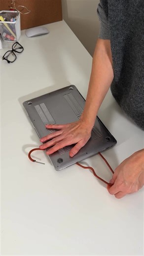 DIY laptop stand from a hanger | 5-Minute Crafts Men