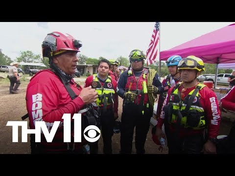 Search crew from Mexico helps recover Texas flood victims
