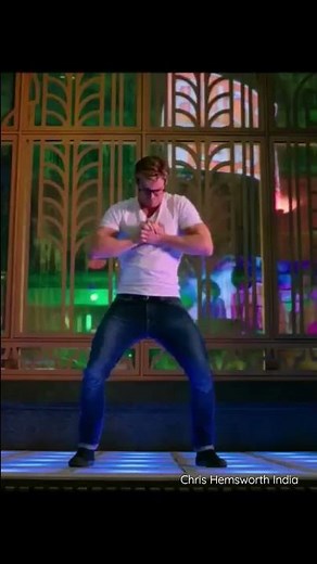 Chris Hemsworth Dancing