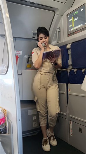 Super Air Jet's Beautiful Flight Attendants Announcement 🥰🥰👍👍