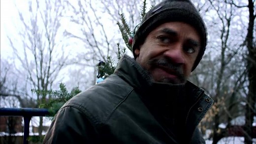 Watch the UP Premiere Movie Event "The Rooftop Christmas Tree" TONIGHT at 7 PM ET! 🏠🎄 | UPtv