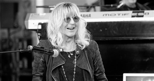 Watch Christine McVie Perform "Stop Messin' Round" From Her Last Concert [Video]