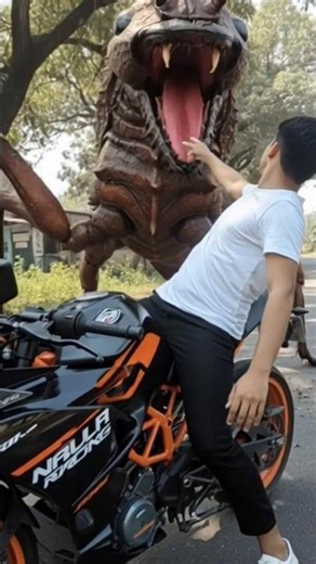 Giant Ant Attack! 🐜 VS🏍️ KTM RC 200 Rider | EpicCinematic Bike Edit| Rider Sanjit"