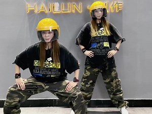 #barbarbar舞蹈挑战 #汽缸舞挑战 #零基础学舞 今天的可爱放的有点多@抖音小助手