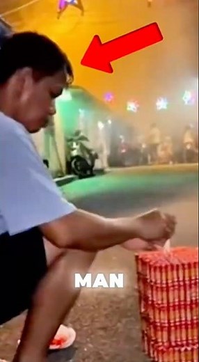 CHRISTMAS then Dog suddenly do this🤯‼️🐕 #dogs #funny #christmas