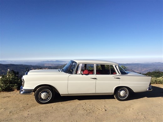 1965 Mercedes-Benz 220S