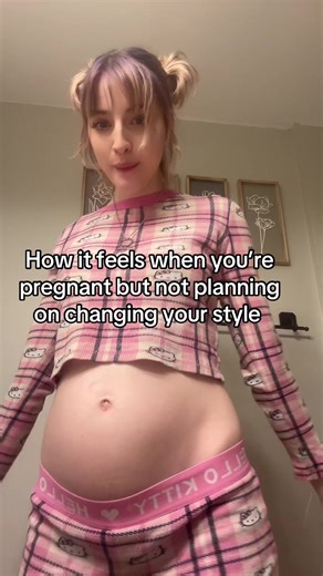 My in laws hate to see me struttin my stuff 🥲 | pregnant