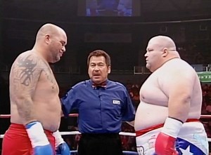 Butterbean was asking for it 😳 | GLORY Kickboxing