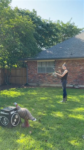 501K views · 1.3K reactions | Practice time! #archery #bowfishing #practice #reels #louisiana | Anna The Archer | Facebook